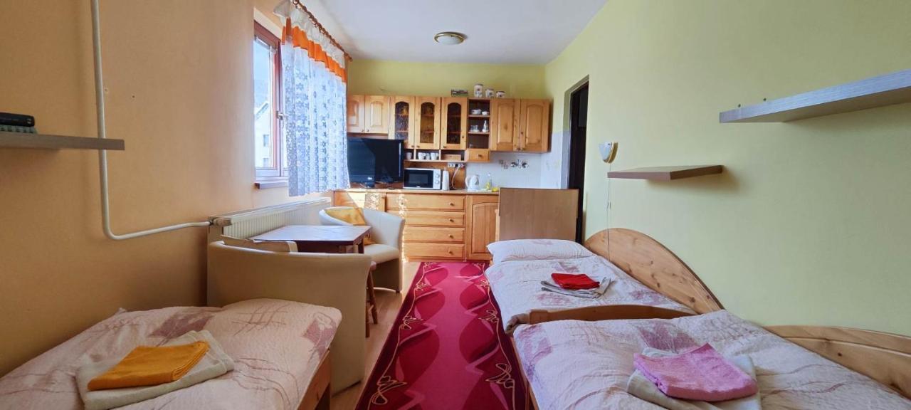Homestay Machom Oscadnica Esterno foto