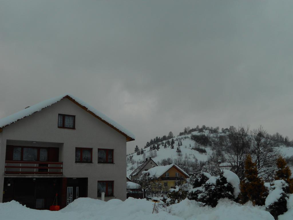 Homestay Machom Oscadnica Esterno foto